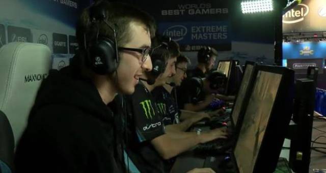 米兰在攻守 米兰在攻守